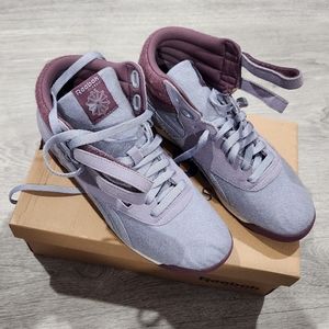 Size 7 Purple Wool Reebok Classics